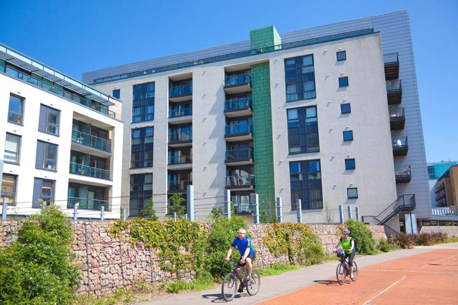 Bayview Apartments Sports Village Cardiff Free Parking & Free Wi Fi Dış mekan fotoğraf