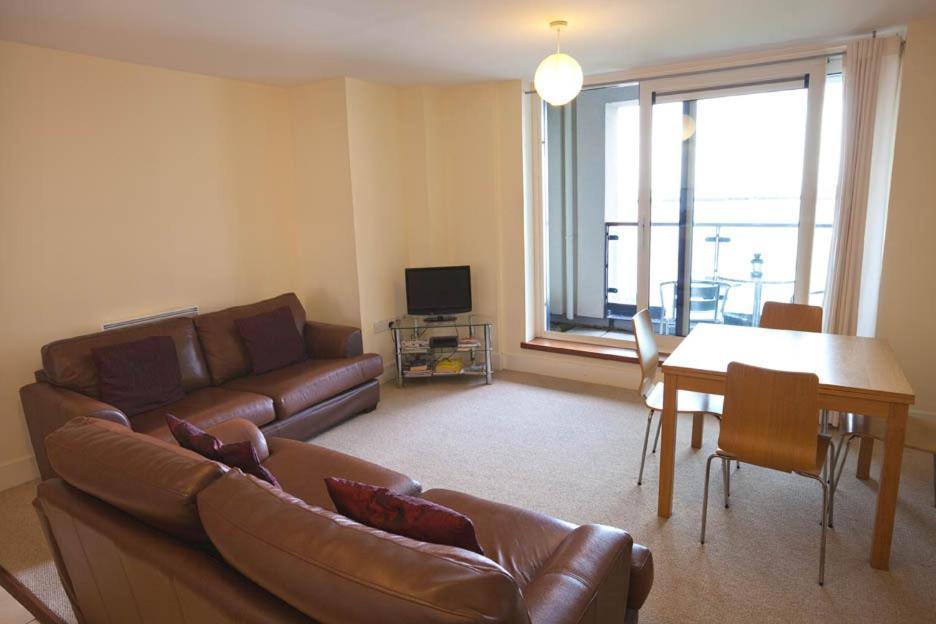Bayview Apartments Sports Village Cardiff Free Parking & Free Wi Fi Dış mekan fotoğraf