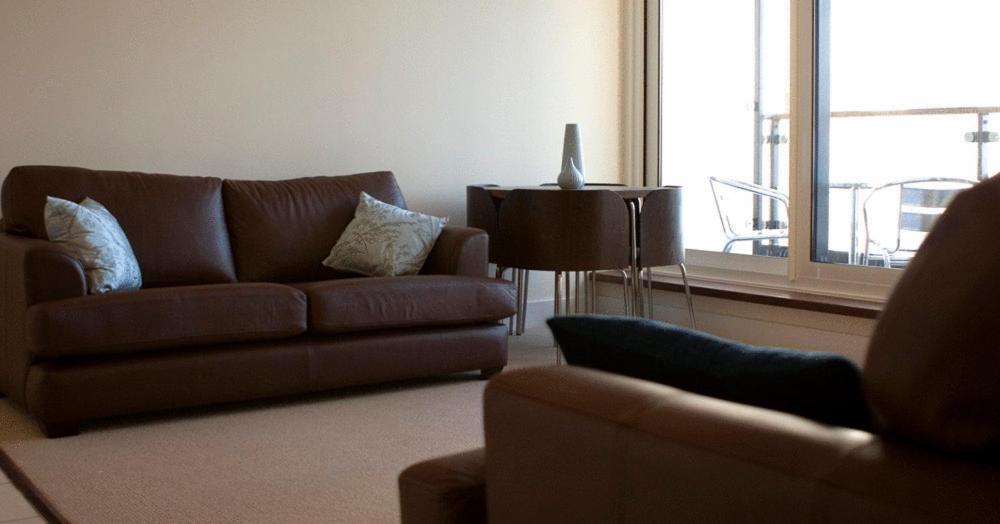 Bayview Apartments Sports Village Cardiff Free Parking & Free Wi Fi Oda fotoğraf